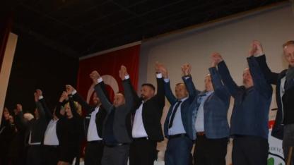 Akhisar Lokantacılar Odasında güven tazeleyen Pınar Gören