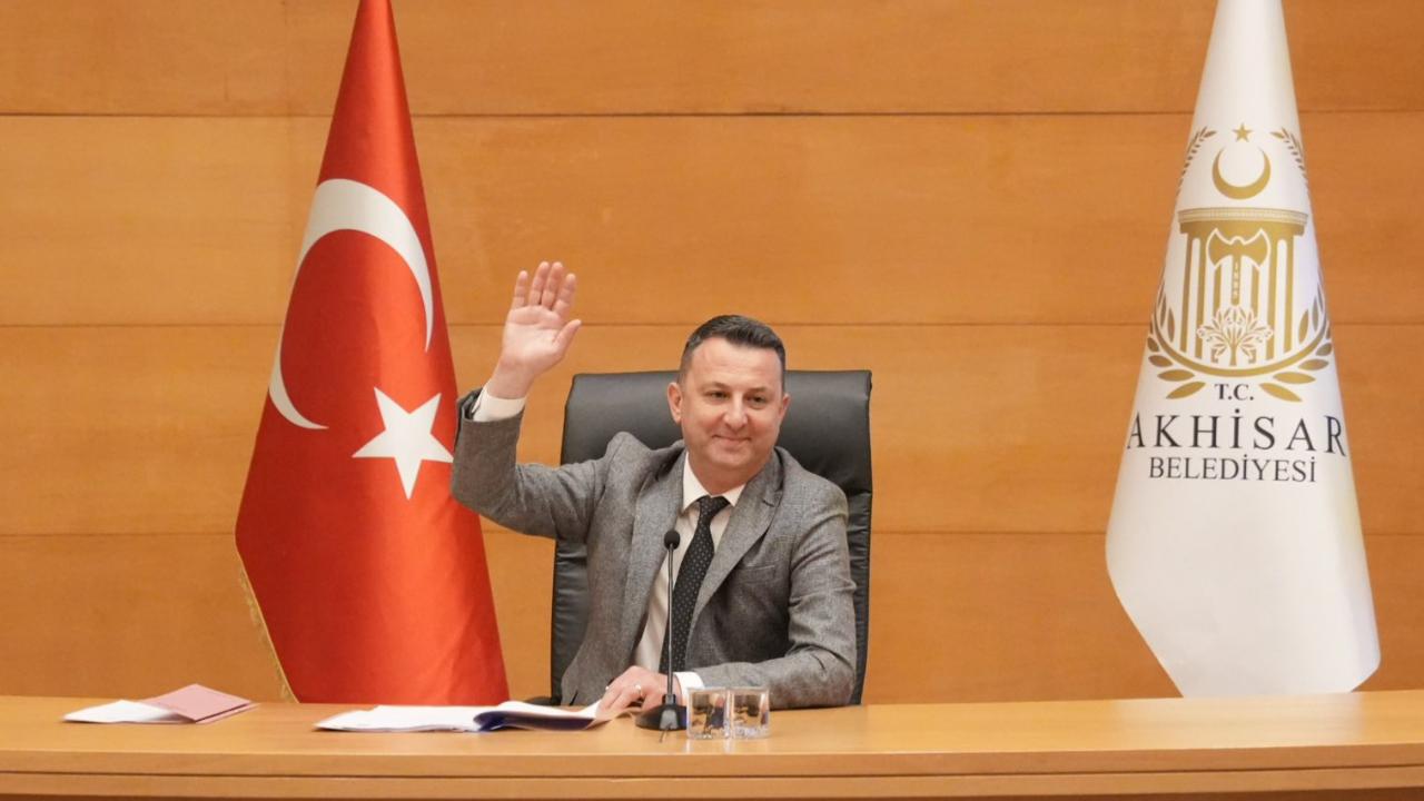 Akhisar’da Asfalt Rekoru ve Pazar Yeri Müjdesi