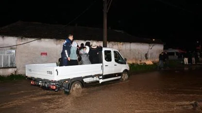 Büyükşehir ve MASKİ yağışta 600 personelle sahada