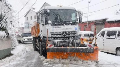 Giresun’da Yüksek Kesimlerde Kar Mesaisi Başladı