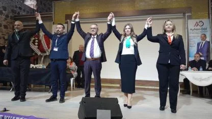 Manisa Berberler Odasında Adem Şahin yeniden başkan seçildi