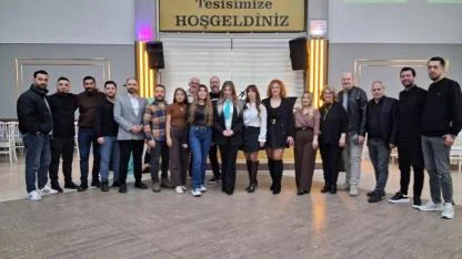 Rahime Ecerbilgiç’ten Gövde Gösterisi Gibi Kahvaltı