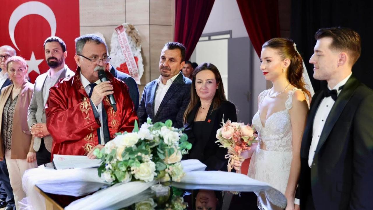 Yunusemre’de 2025 Yılında 1464 Çift “Evet” Dedi