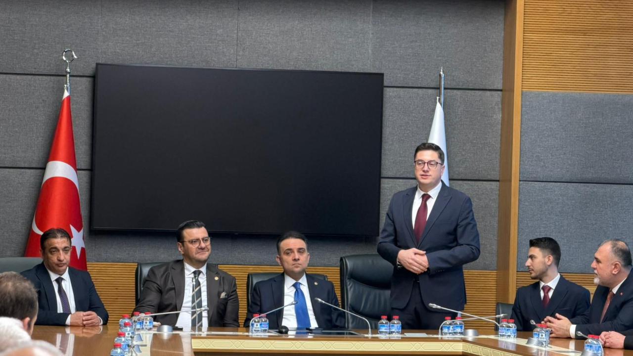 Akhisar heyetinden Ankara’ya çıkarma: Yatırımlar konuşuldu