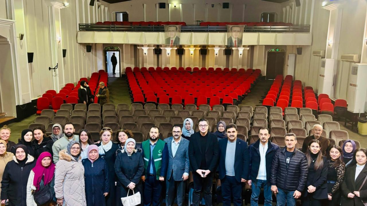 Akhisar’da Bağımsızlık Yılı programı düzenlendi