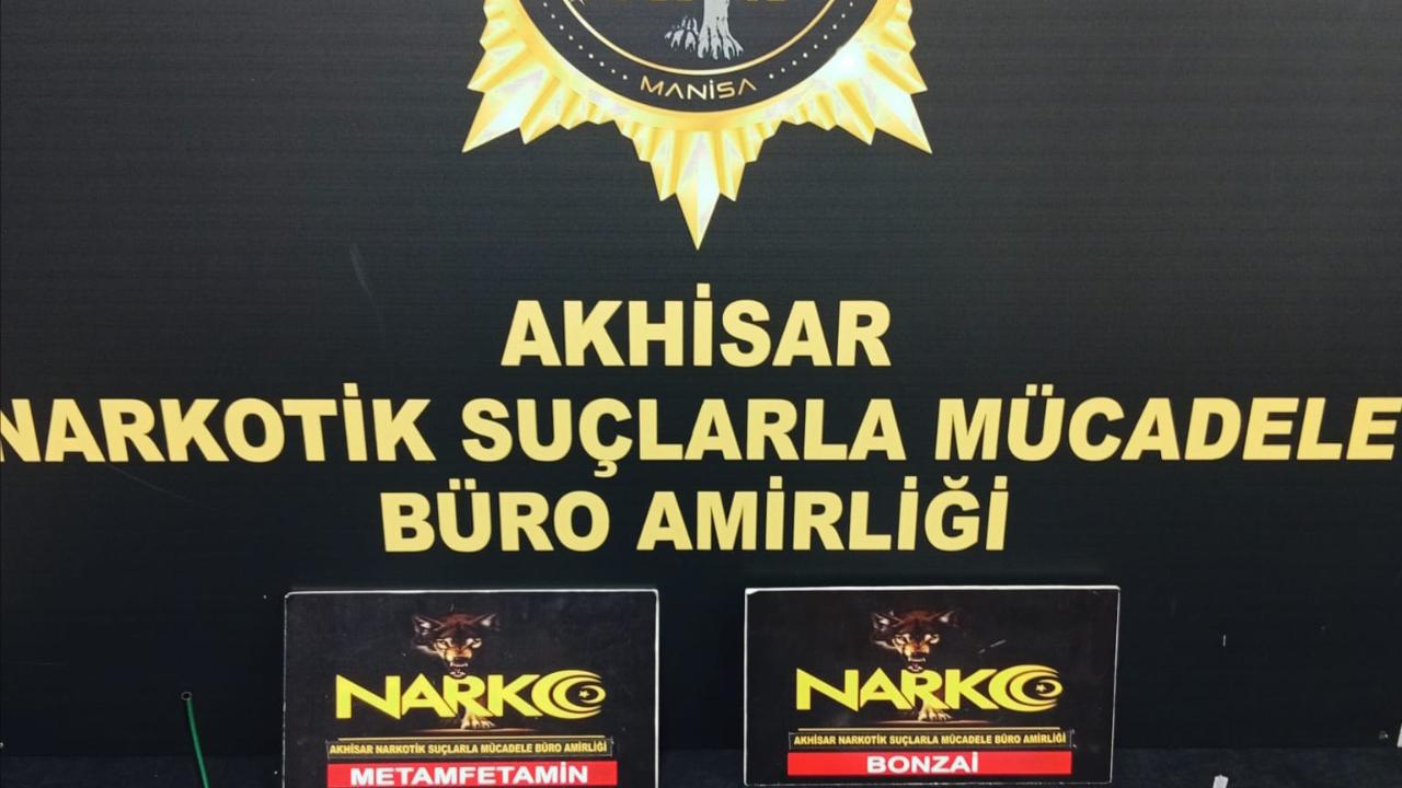 Akhisar’da Uyuşturucu Operasyonu: 8 Şüpheli Tutuklandı