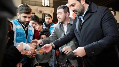 Arınç’tan Manisa’da Ramazan Mesaisi