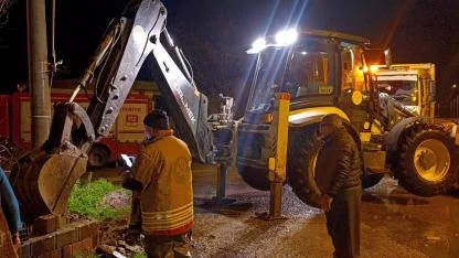 Büyükşehir kendi asfaltını yollarda kullanmaya başladı