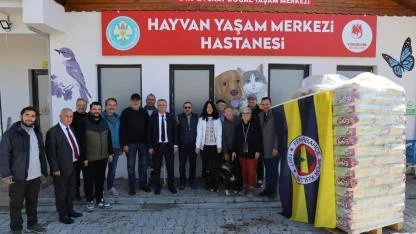 Fenerbahçeliler Can Dostları Unutmadı: Tam 1 Ton Mama