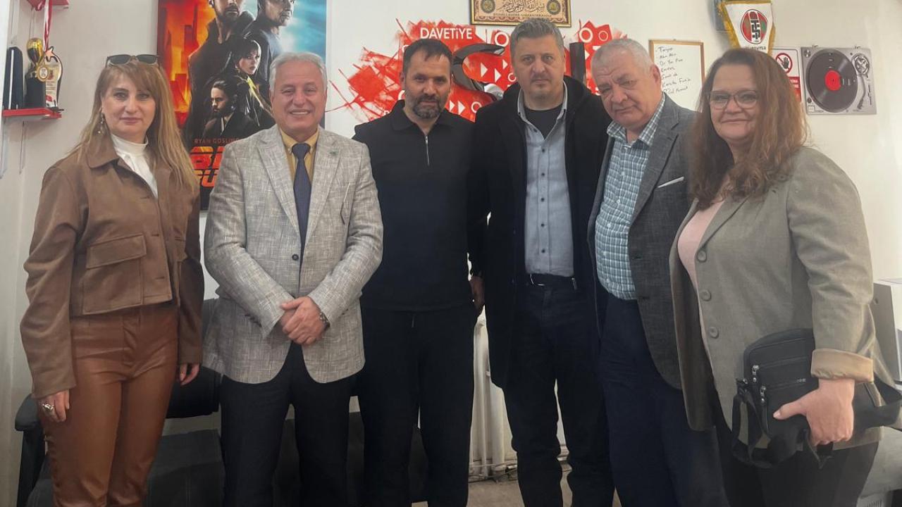 Gelecek Partisi’nden Turgutlu’da Yerel Medyaya Anlamlı Ziyaret