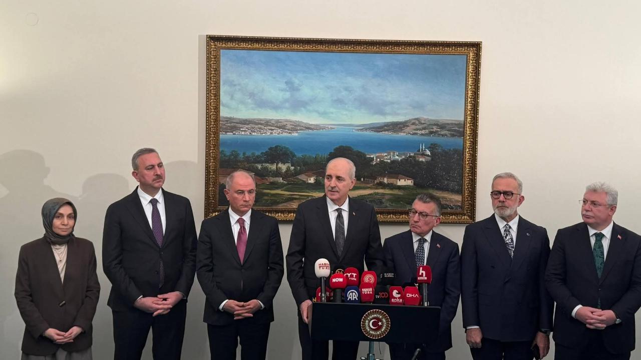 Kurtulmuş’tan AK Parti’ye Kritik Ziyaret: Yeni Bir Dönem mi?