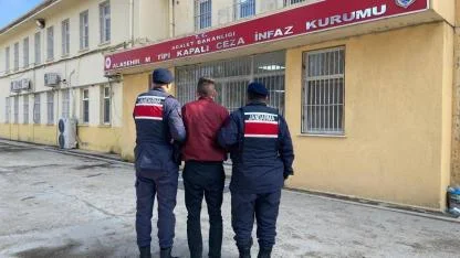 Manisa’da 35 Yıl Cezalı 2 Firari Yakalandı