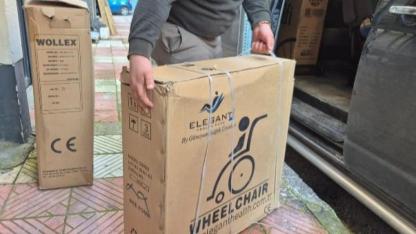 Manisa'da Engelli Bireylere Tekerlekli Sandalye Desteği