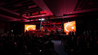 Büyükşehir’in Gençlik Senfoni Orkestrası İlk Konserinde Devleşti