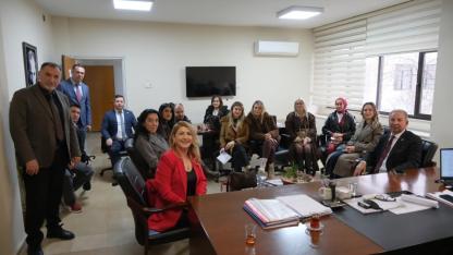 Salihli’de İhtiyaç Sahiplerine Ücretsiz Kuaför Hizmeti Başlıyor