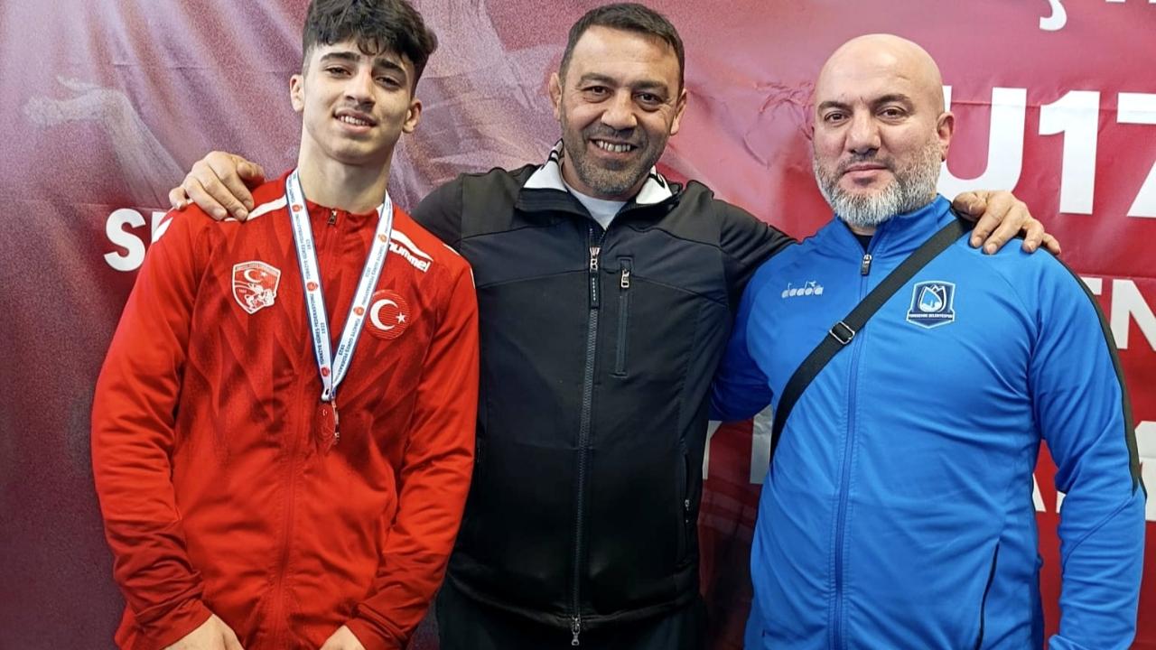 Yunusemre'nin Gururu Civan Yalçın'dan Bronz Madalya