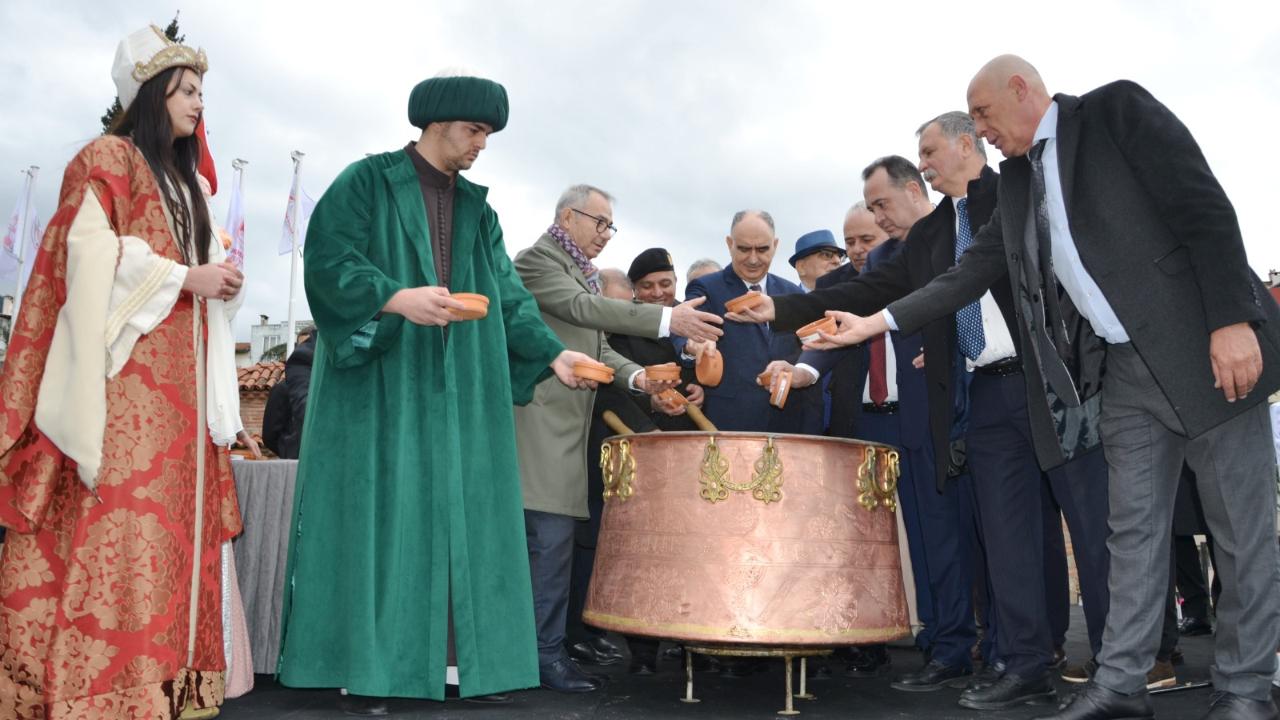 486. Uluslararası Manisa Mesir Macunu Festivali Başladı