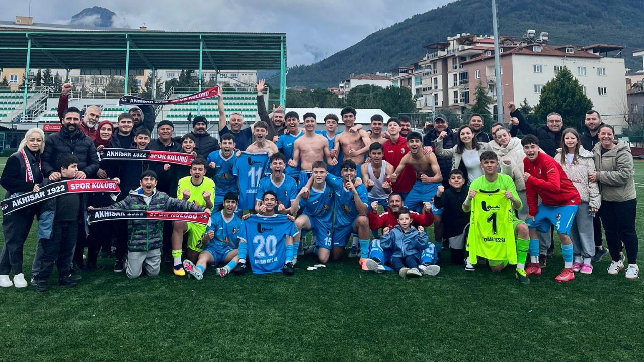 Akhisar 1922 U-16 Türkiye’de İlk 24’e Girdi