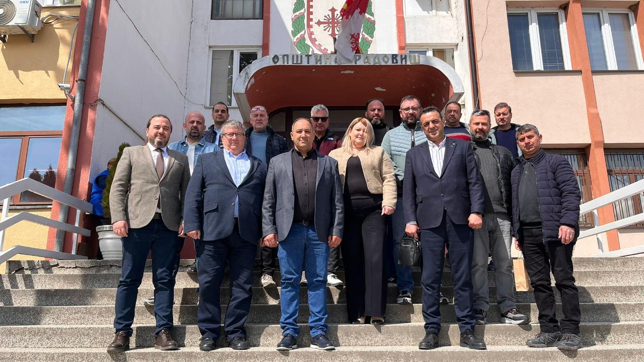 Akhisar Balkan Göçmenleri Derneği’nden Makedonya Çıkarması