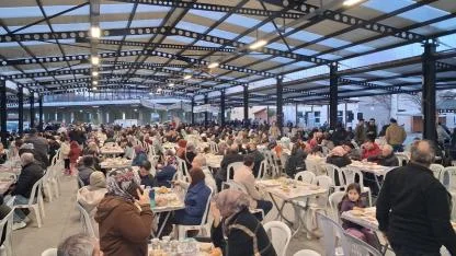 Akhisar Mobilyacı Esnafından Dev İftar: Birlik Mesajı Verildi