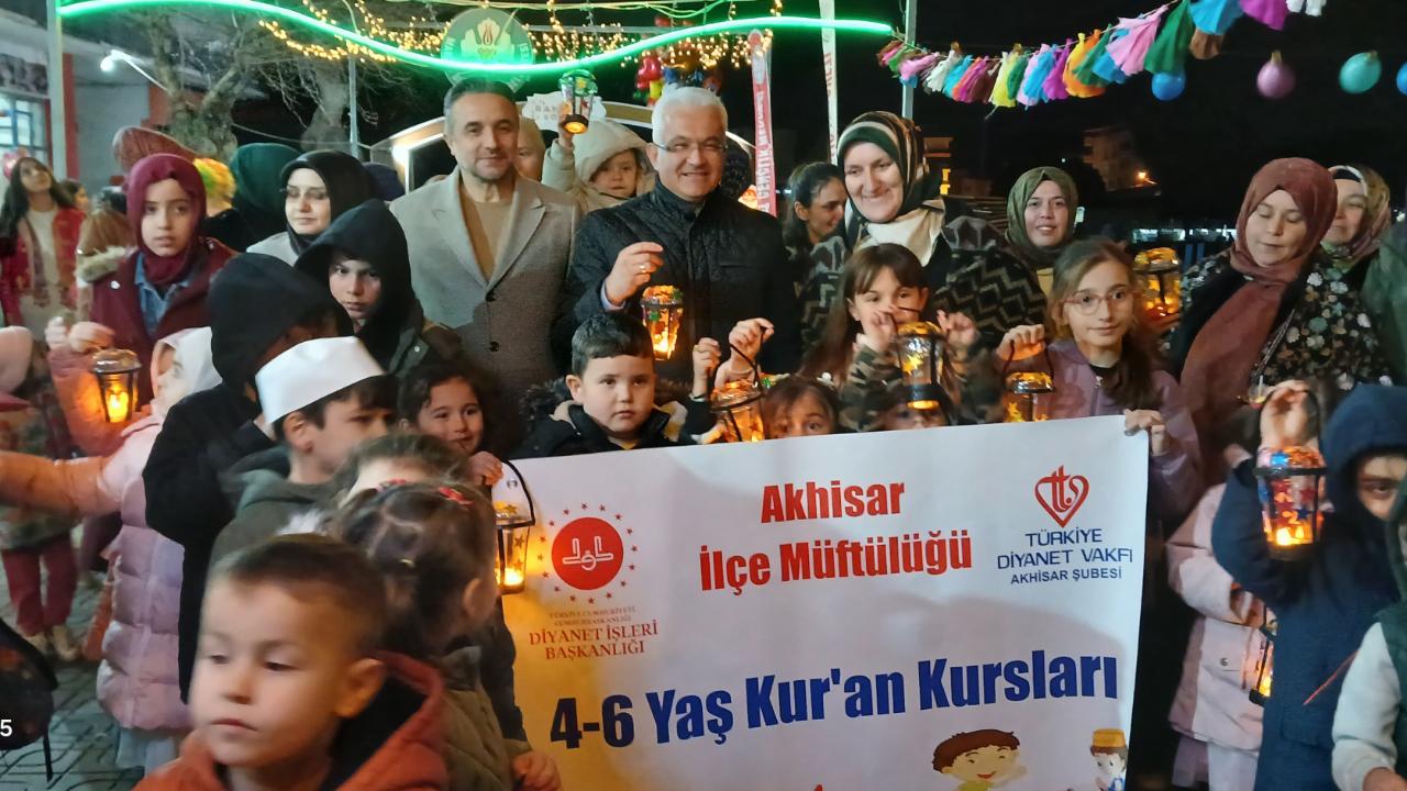 Akhisar’da Ramazan Sokağı Çocukların Neşesiyle Açıldı