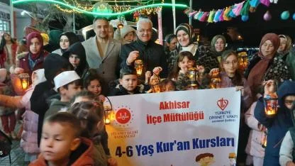 Akhisar’da Ramazan Sokağı Çocukların Neşesiyle Açıldı