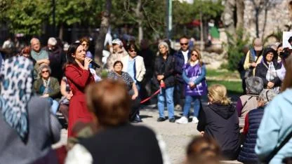 Efes Selçuklu Kadınlar Hakları İçin Sokaklara Döküldü