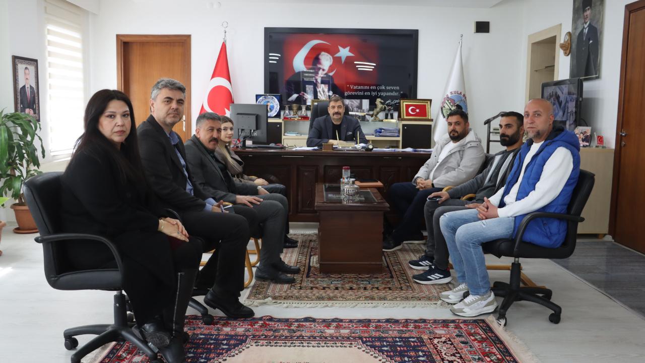 Kula’da tarihi sokaklar yenileniyor