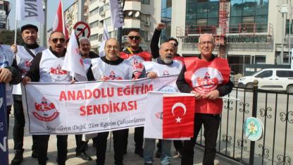 Manisa’da Eğitimciler Şiddete Karşı Tek Ses: Artık Yeter!