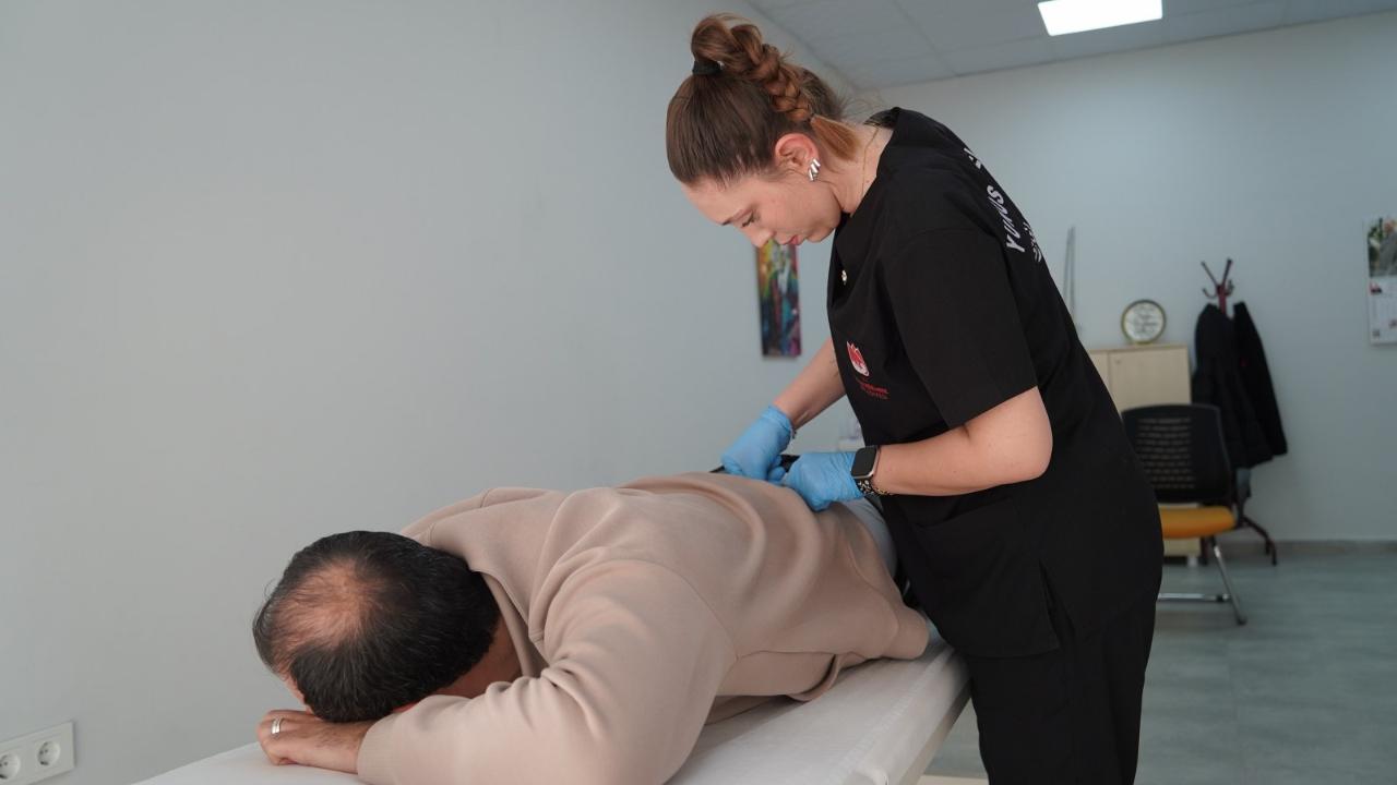 Muradiye’ye ücretsiz sağlık merkezi açıldı