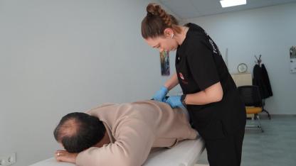 Muradiye’ye ücretsiz sağlık merkezi açıldı