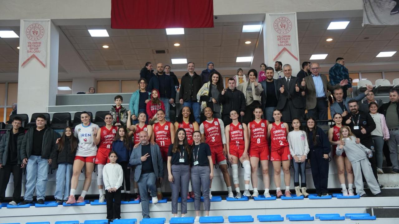 Turgutlu’da Dev Maç: Tribünler Kadınlar İçin Mor Olacak