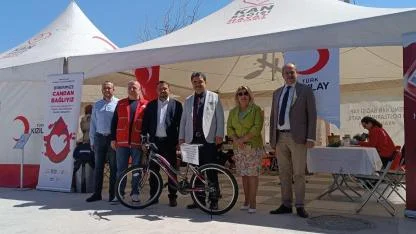 Akhisar’da Kan Bağışı Kampanyasına Yoğun İlgi