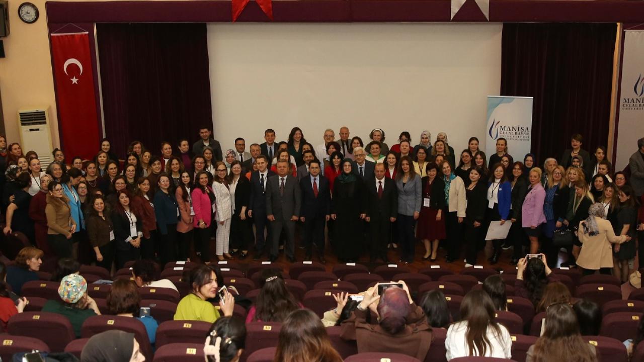 MCBÜ’de Kadın Sağlığı Sempozyumu Düzenlendi