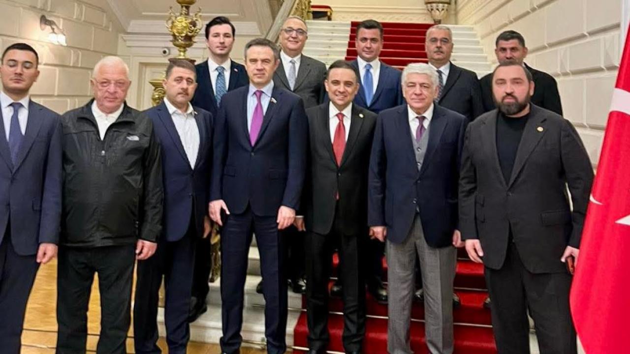 Murat Baybatur’dan Moskova Çıkartması