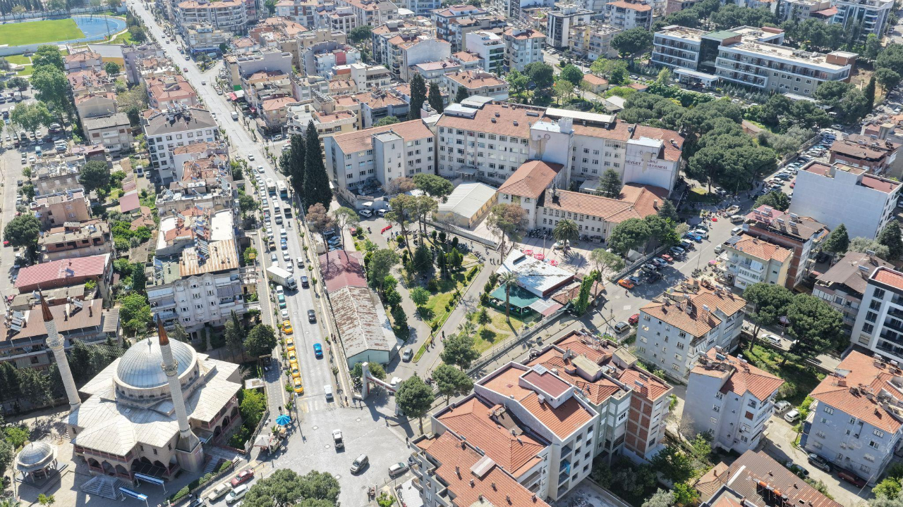 Salihli Belediye Başkanı'ndan Hastane Arazisi Satışına Sert Çıkış