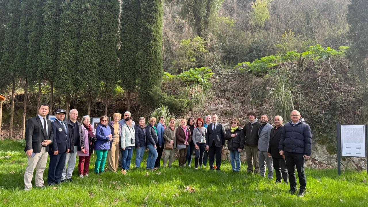 Türk-Macar Dostluk Parkı İlk Ziyaretçilerini Ağırladı