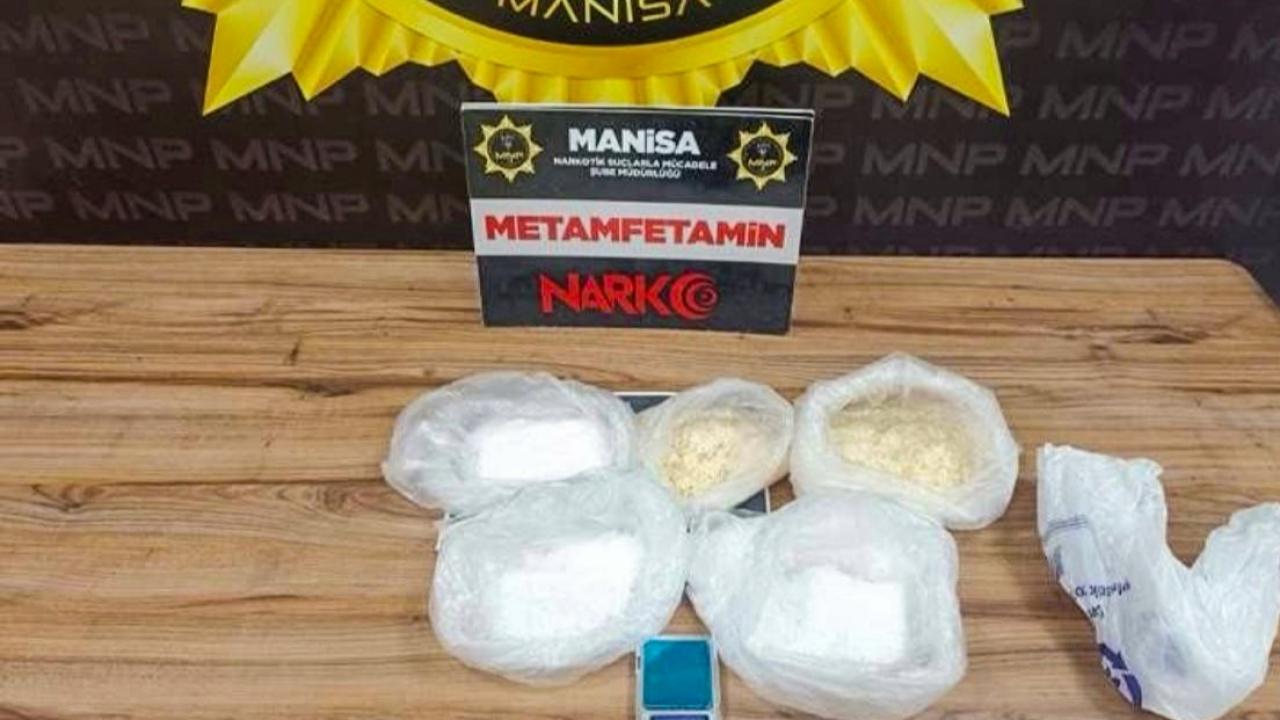 Manisa’da 2 Kiloya Yakın Metamfetamin Ele Geçirildi