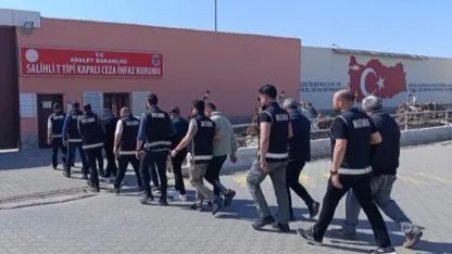 Salihli’de tefecilik operasyonu: 9 tutuklama