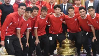 Şampiyona Yolcusu Gençlere Başkan Balaban Desteği